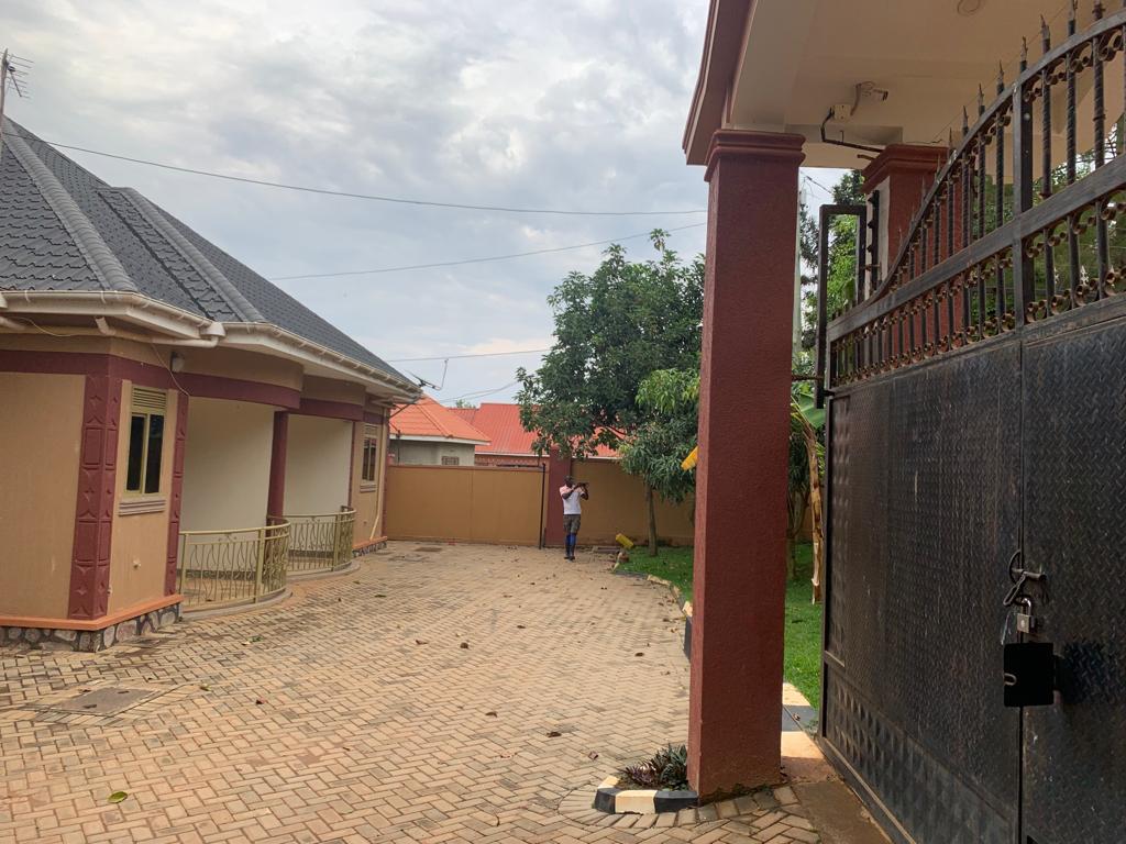 WhatsApp Image 2022-05-03 at 10.51.21 AM 1.jpeg